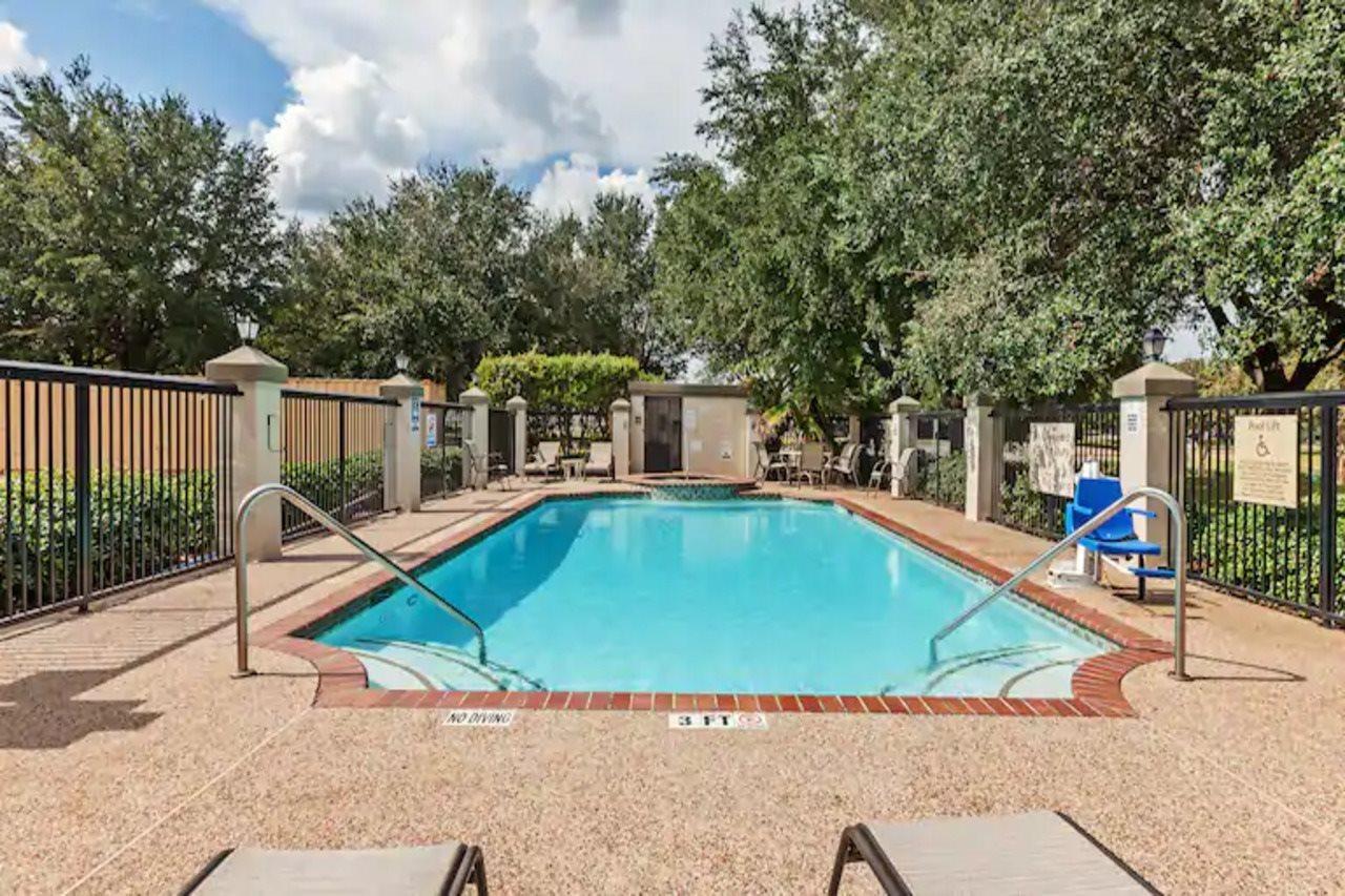 Hampton Inn & Suites Houston-Westchase Kültér fotó