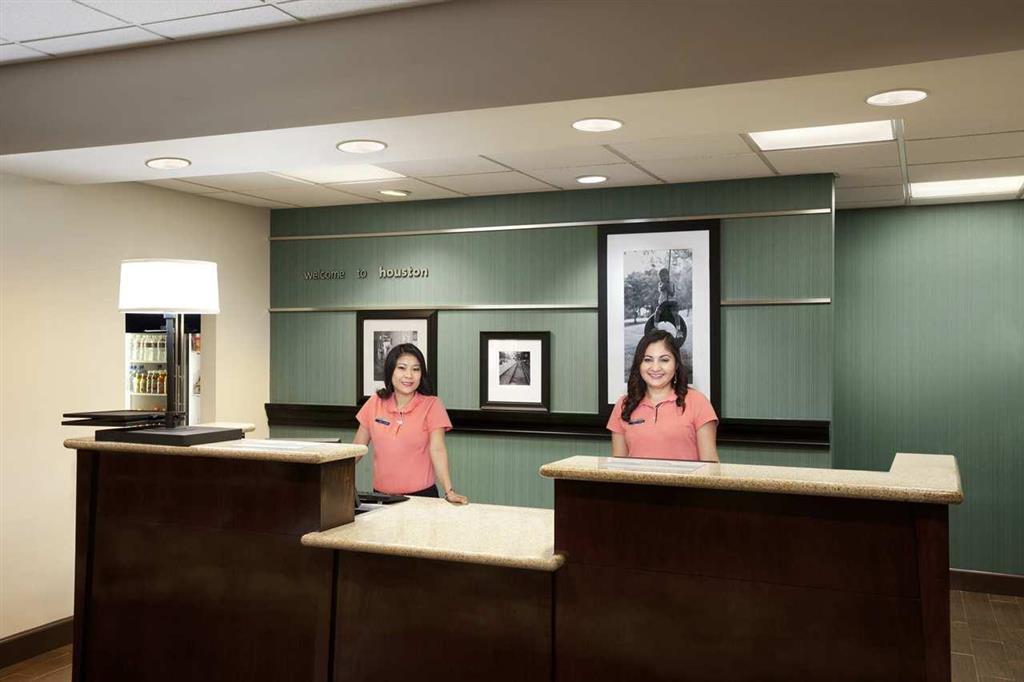 Hampton Inn & Suites Houston-Westchase Beltér fotó